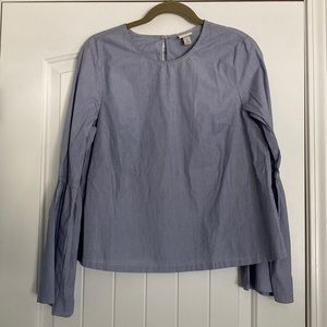 a • n • d e a w y Top